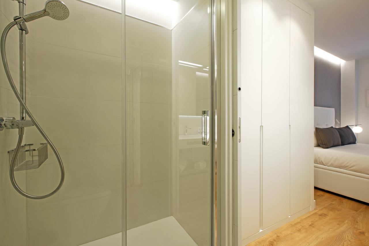 Gran Via Suites Madrid Exterior foto